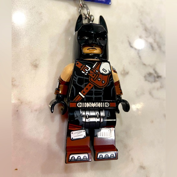 NWT. Lego Batman LED keychain/charm. Lego figure with keychain ring, with light - Picture 9 of 13
